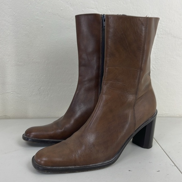 Vintage Made in Italy Banana Republic Short Boots Size 8 US - Picture 3 of 10